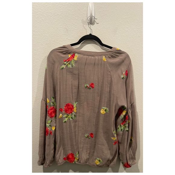 FIGUEROA AND FLOWER Long Sleeve Embroidered Multicolor Floral Blouse - Picture 5 of 5